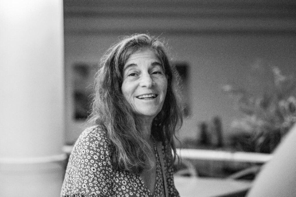 אביבית ג'ון