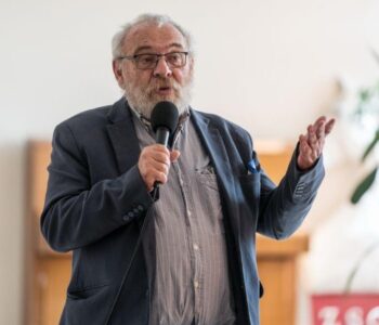 מימון המונים: יישומון למסייר בפולין המבוסס על הידע של אלכס דנציג