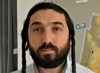 משתינים מהמקפצה, והזרם הולך וגובר