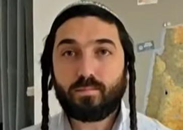 משתינים מהמקפצה, והזרם הולך וגובר