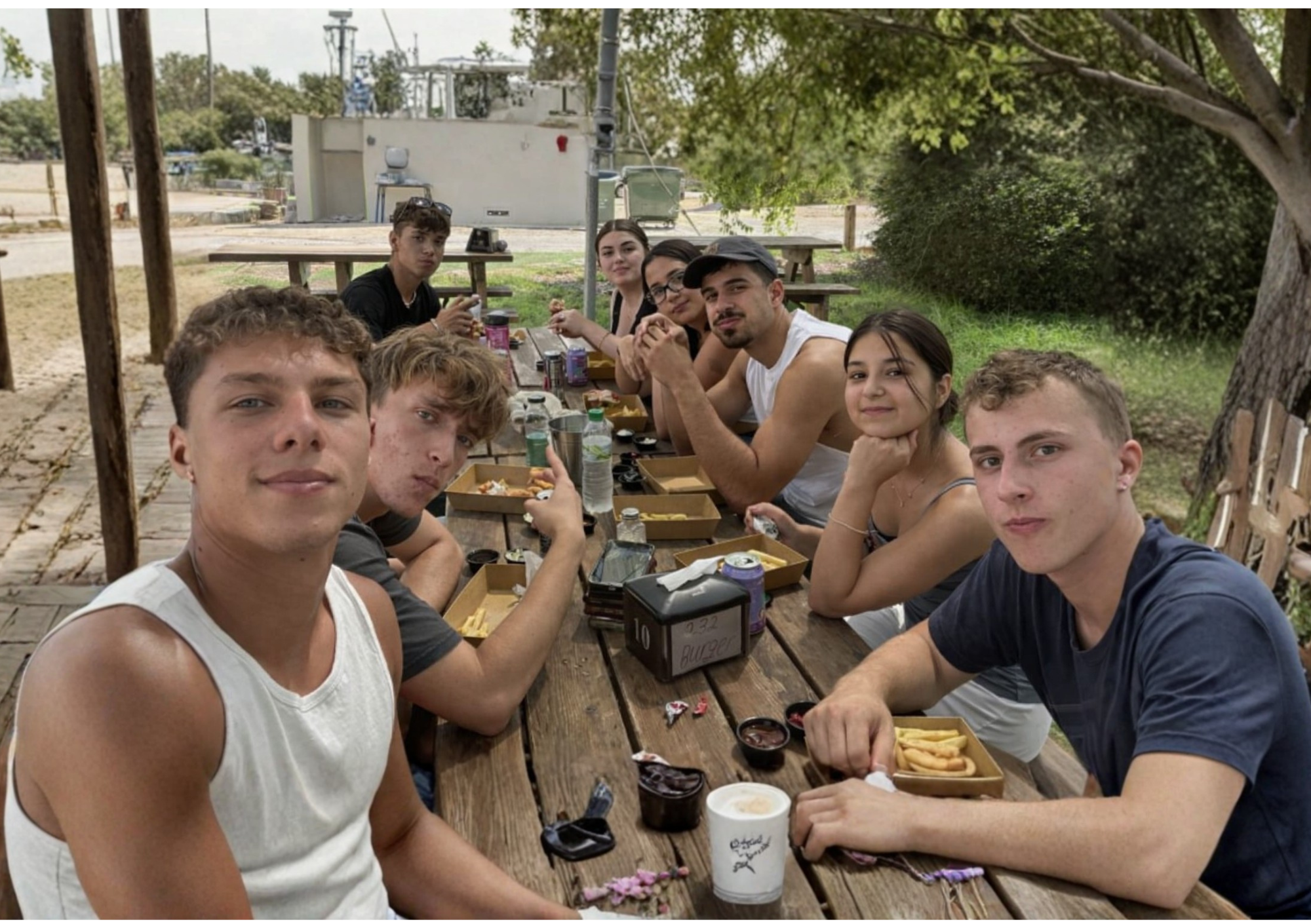 מפצח גרעינים // הבוקרים של אורטל