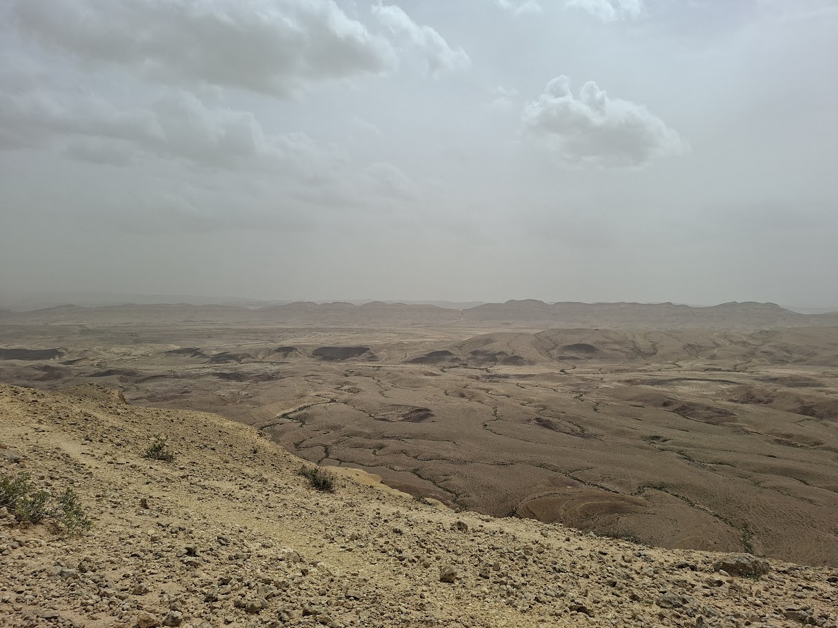 תחזית מזג האוויר // ימים סוערים: גשם משמעותי, חשש כבד לשיטפונות והצפות. עדכון חסימת כבישים