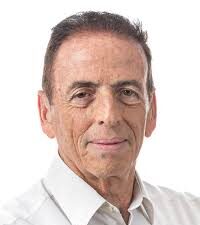 רפי נבו