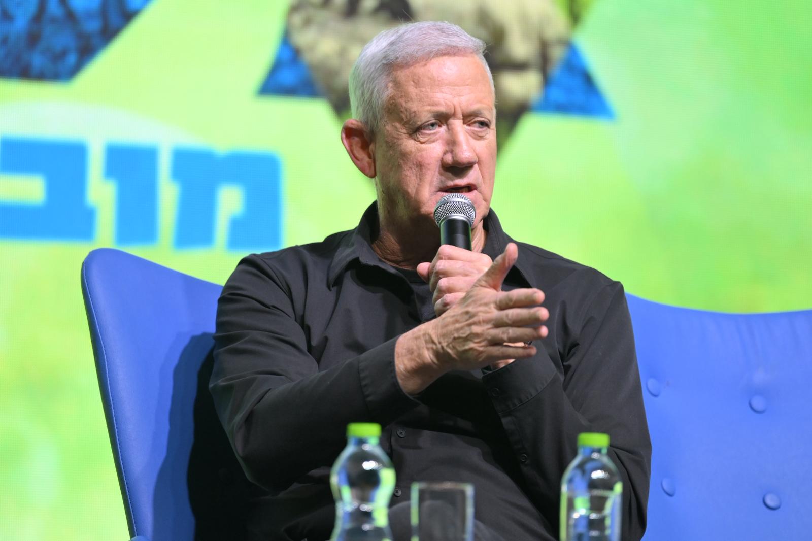 בחירות 2026 // בני גנץ לא יתמודד בבחירות. חבר מפלגתו שוסטר: "המחויבות למדינת ישראל אינה משתנה"