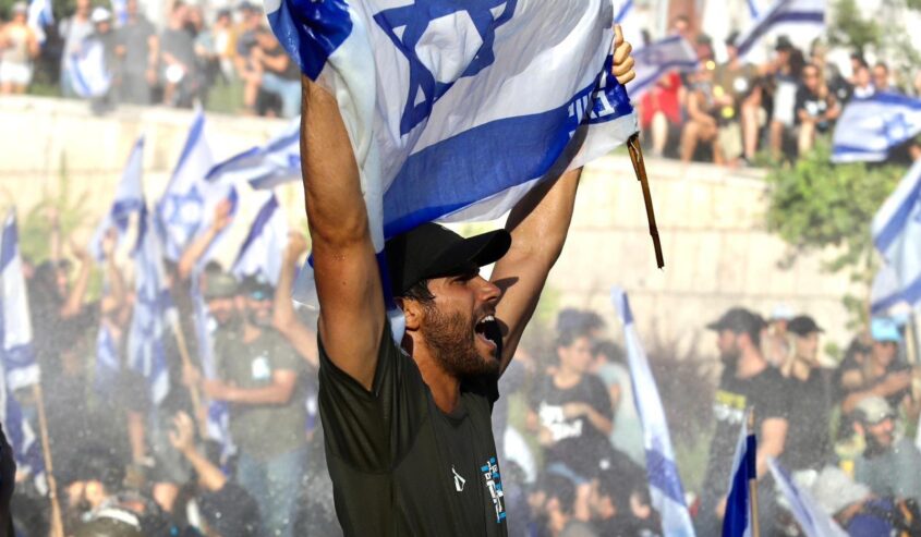 פריימריז בדמוקרטים // עמרי רונן: "אני לא רוצה להביא את הפריפריה למרכז, אני רוצה להשוות את מצב הפריפריה לזה של המרכז" 